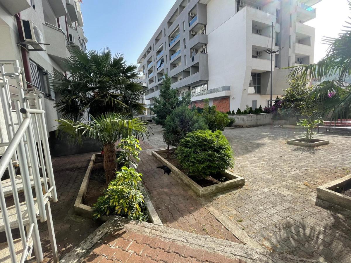 Apartments Zevs Budva Exterior foto